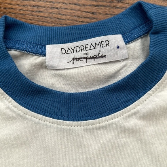 Daydreamer Usa 84 Women's World Champions T Shirt Size S White Blue Tee - Picture 5 of 7
